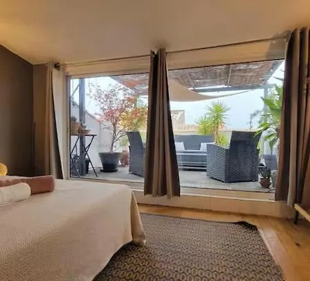 Duplex En Rooftop - Vue Cathédrale Appartamento